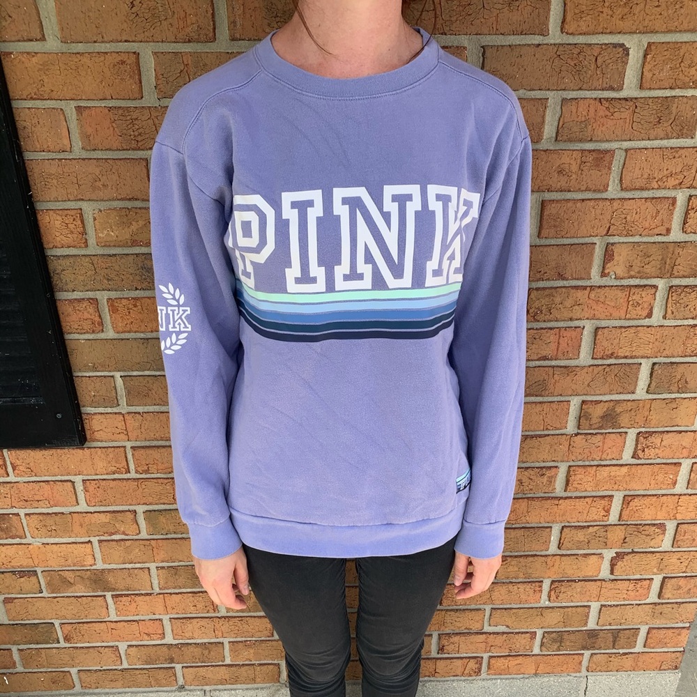 VS PINK campus crew